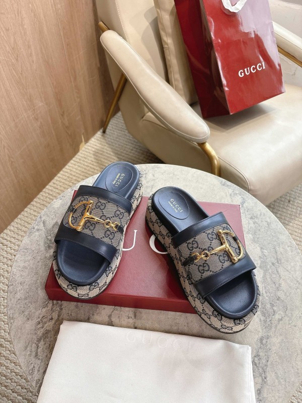 Gucci 8356-8 Women's Sandals with Horsebit Detail and Gold Hardware
