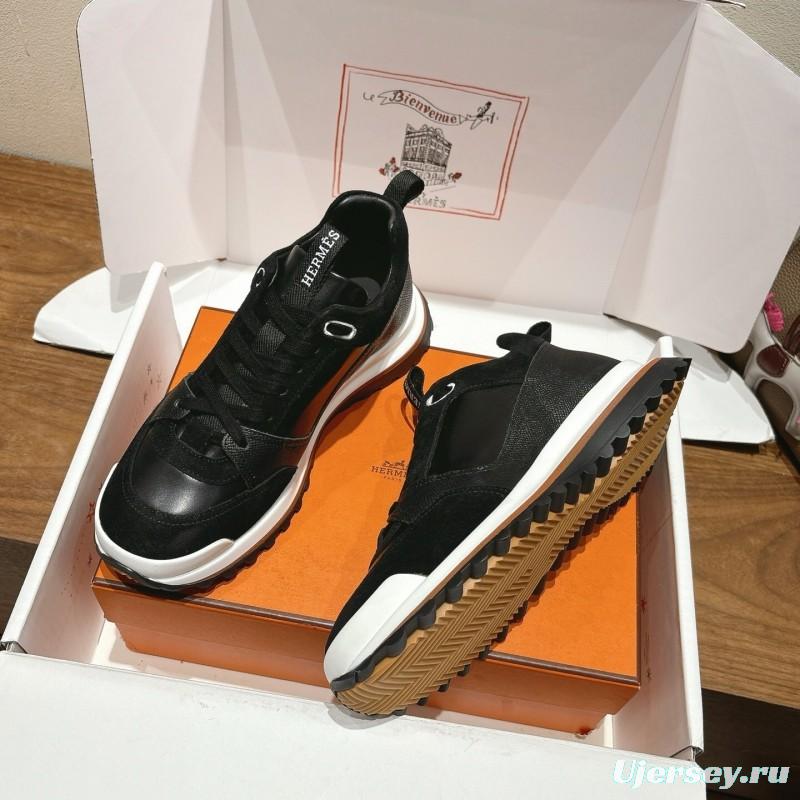 H Boots Classic Chelsea Boots with British Color Block Design - AS00410