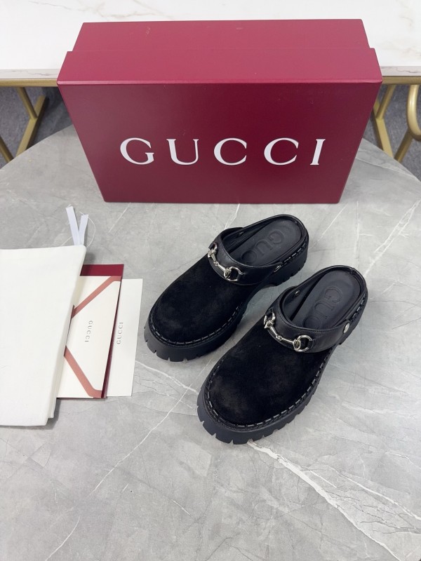 Gucci Double GG Platform Loafers - KFY00280