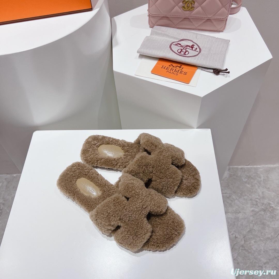 Hermès Teddy Wool H Slippers Flat Fur Slides - LY00240
