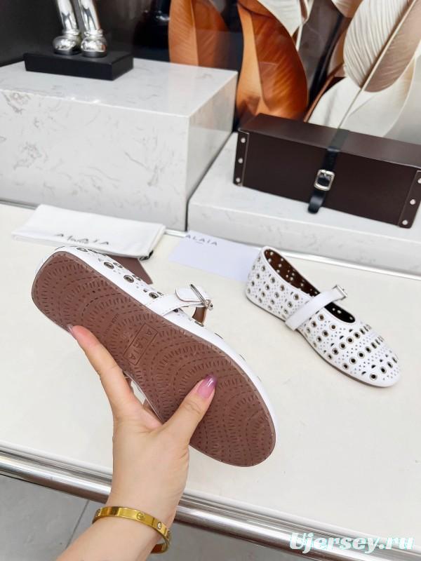 Alaia 2025 SS Perforated Ballet Flats - LY00320