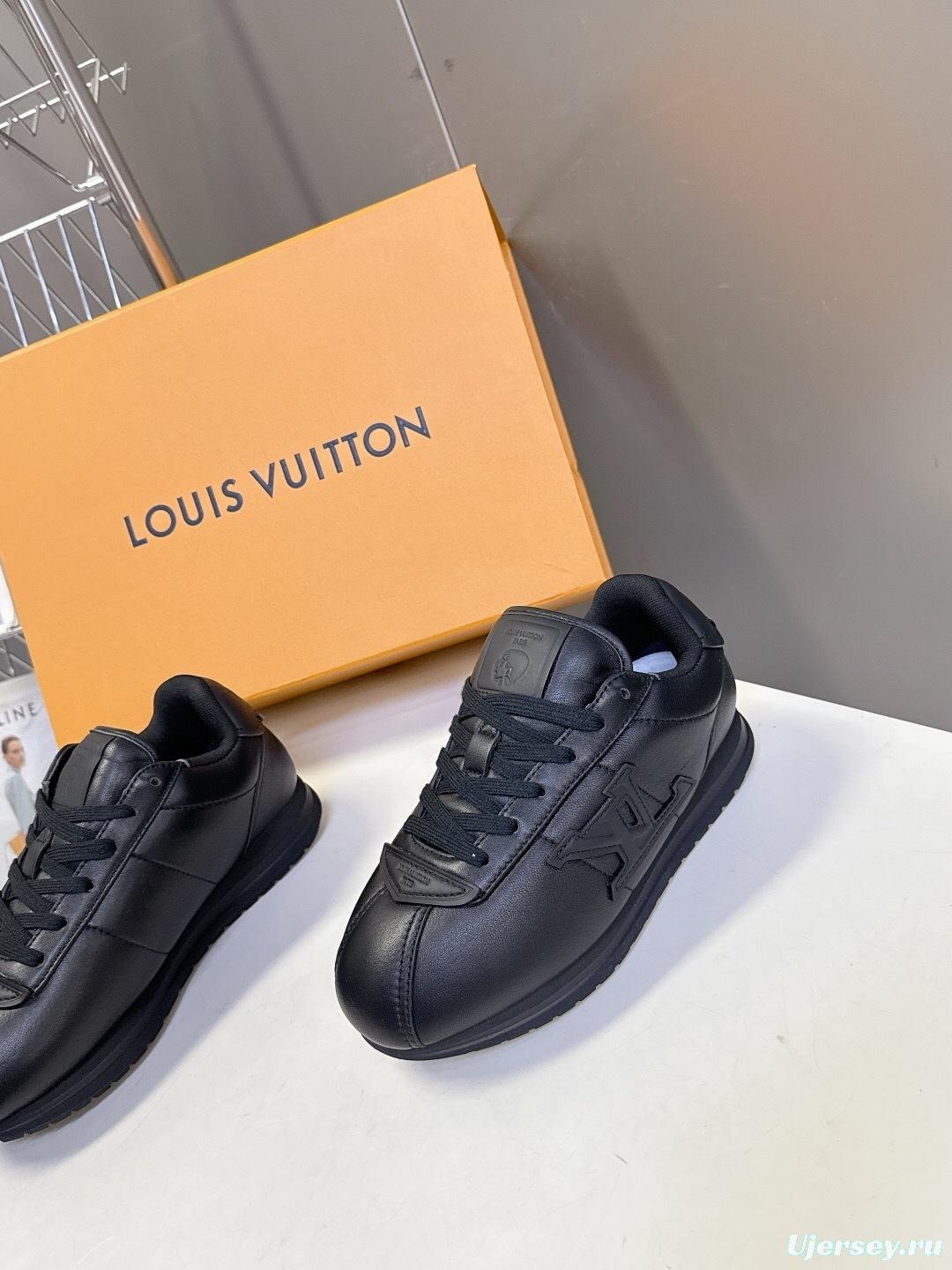 Louis Vuitton 2025 SS Pharrell Williams Collaboration Thick Sole Sneakers Retro Running Shoes - KFY00380/KFY00390