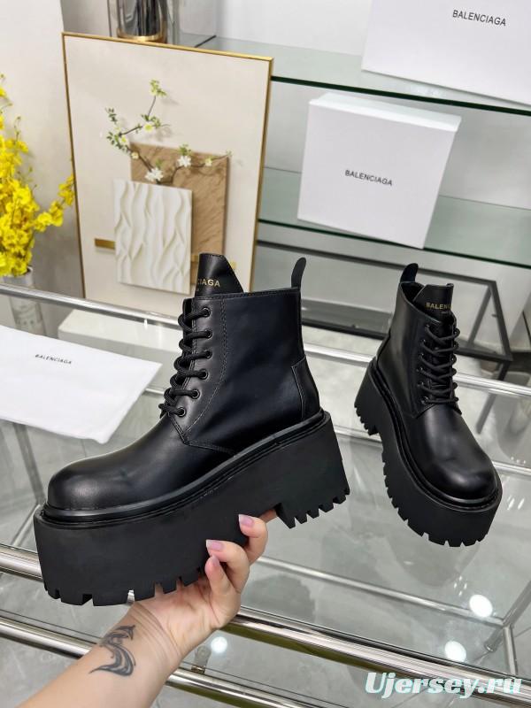 Balenciaga Fall/Winter 2025 Platform Ankle Boots - LY00350