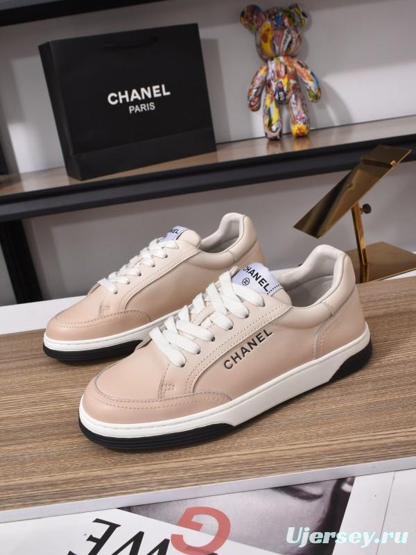 Chanel Classic Loafer with Gradient Logo and Platform Sole - KFY00350