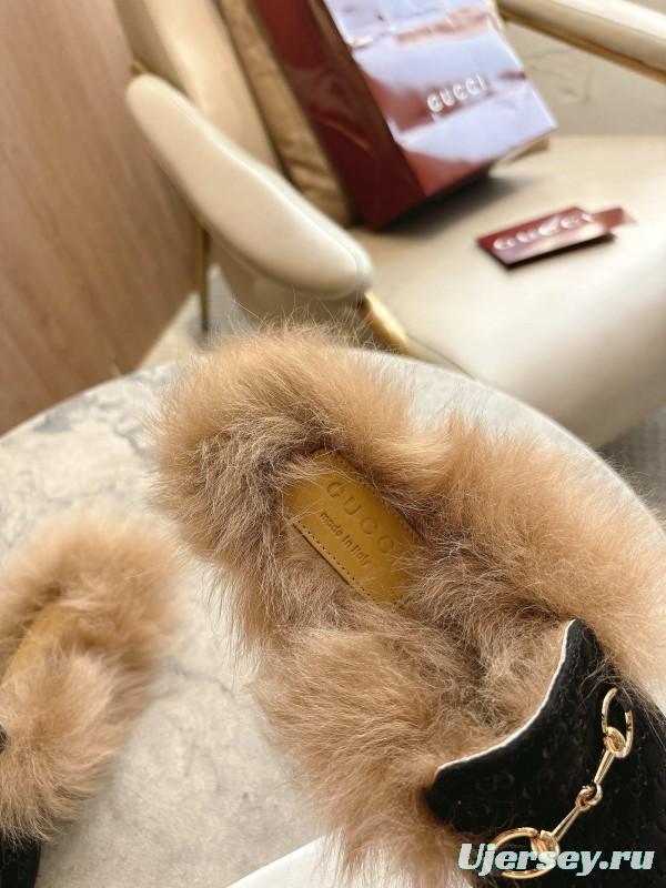 Gucci Fur Mule with Double G Pattern and Horsebit Detail - LY00340