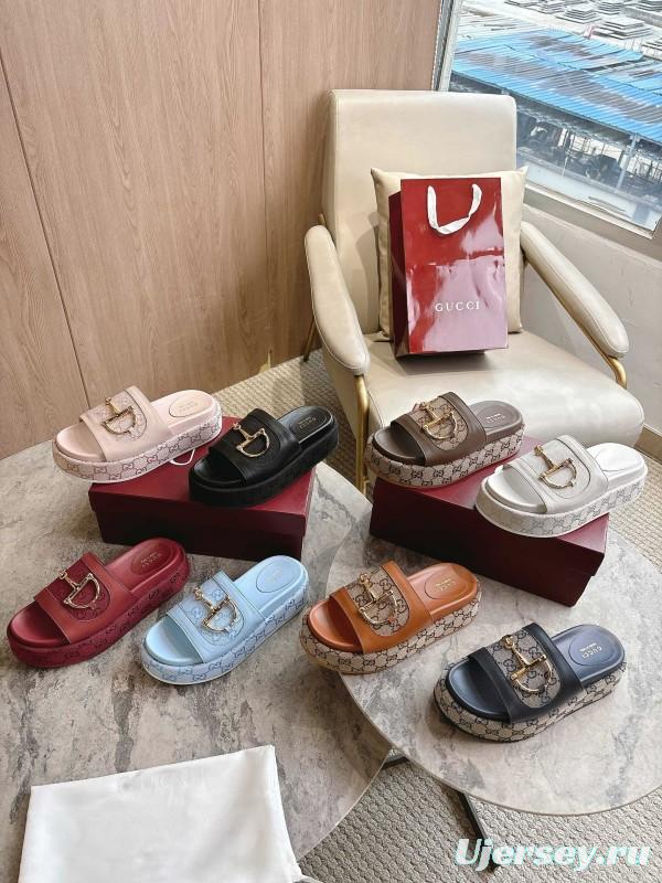 Gucci 8356-8 Women's Sandals with Horsebit Detail and Gold Hardware