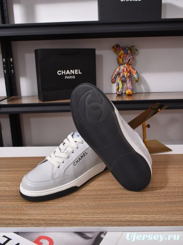 Chanel Classic Loafer with Gradient Logo and Platform Sole - KFY00350