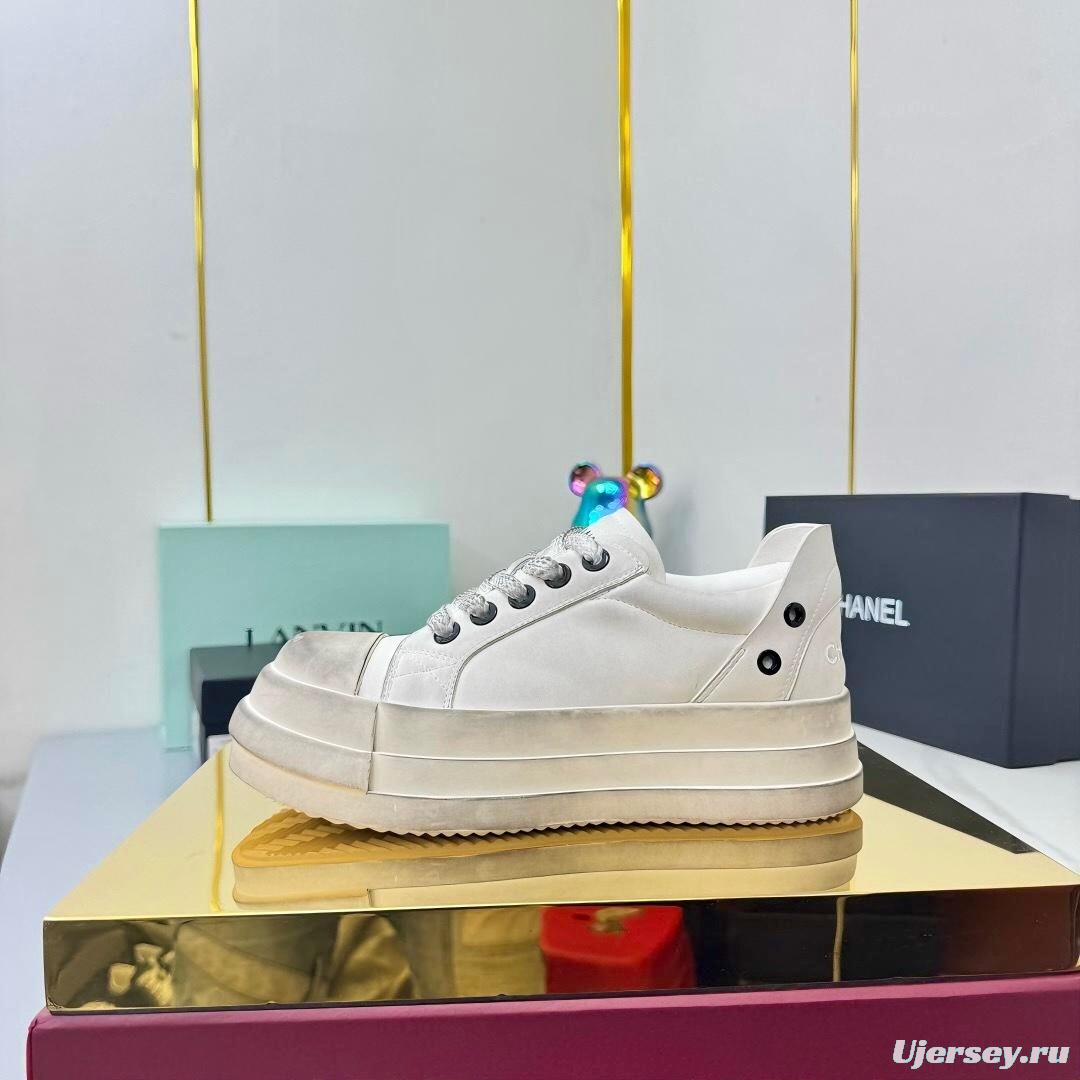 Chanel 2025 SS Classic Panda Dirty Sneakers Bread Shoes - LY00330
