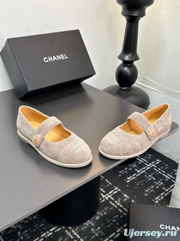 Chanel Quilted Design Slip-On Sandals - KFY00280