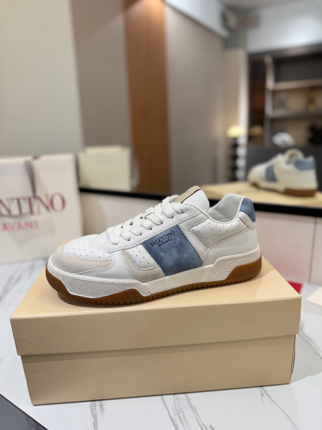 VALENTINO 2025 SS Casual Sneakers with Large V Velcro Strap - AS00370