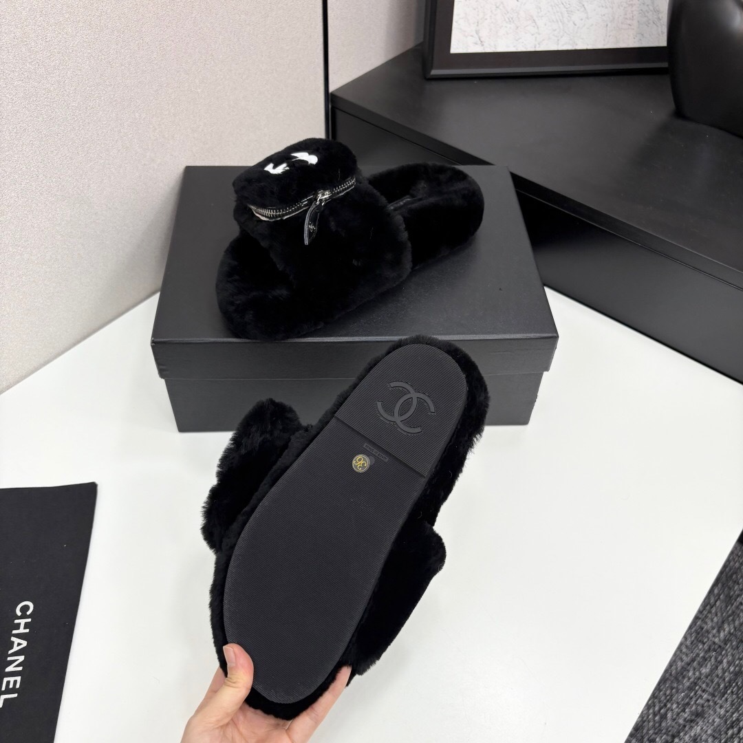 Chanel 2025 SS New Color Fur Slippers - LY00270