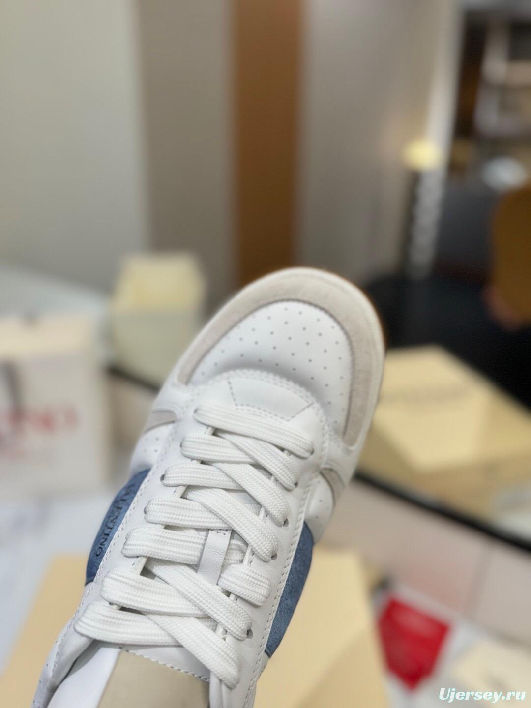 VALENTINO 2025 SS Casual Sneakers with Large V Velcro Strap - AS00370