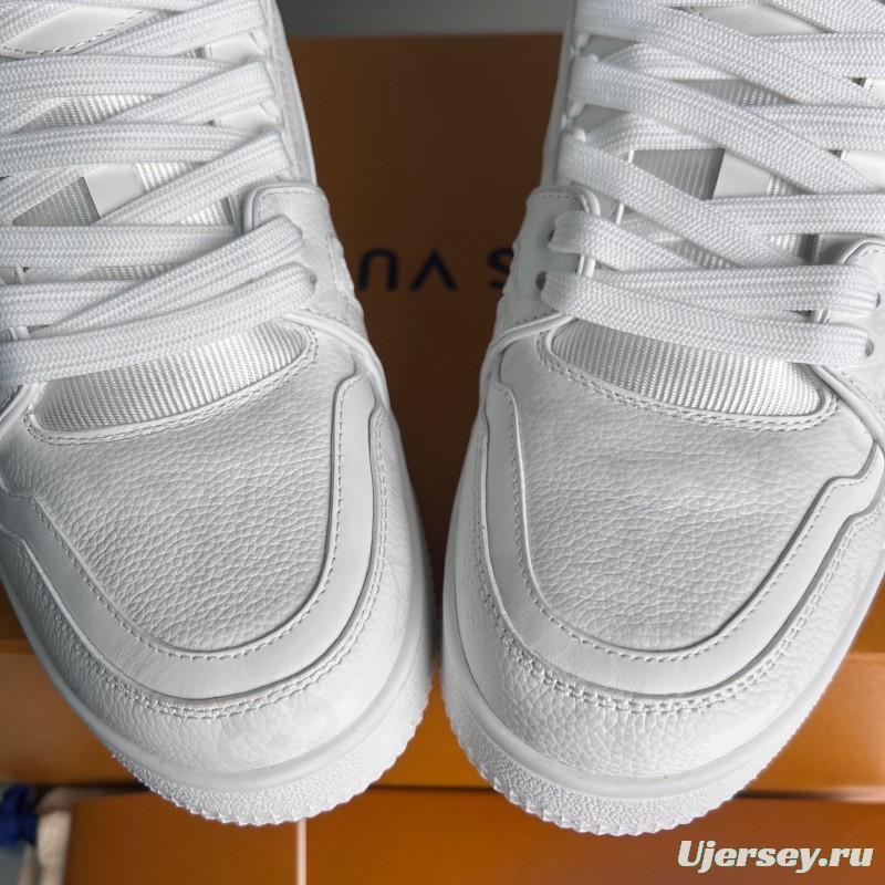 Louis Vuitton 2025 Spring Summer Collection Signature Logo Sneakers - YC