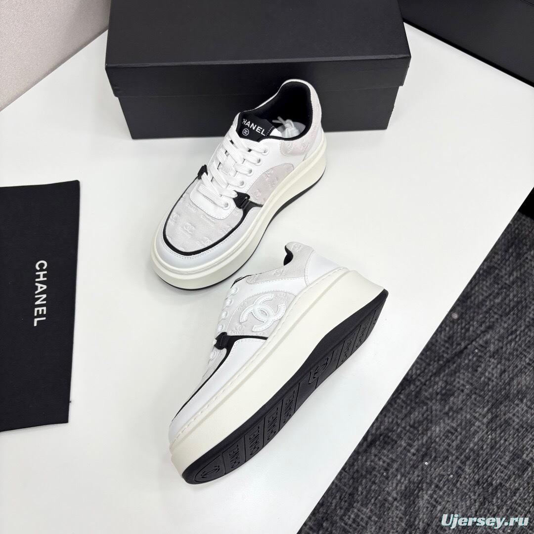 Chanel 2025 SS Panda Casual Sneakers - LY00340