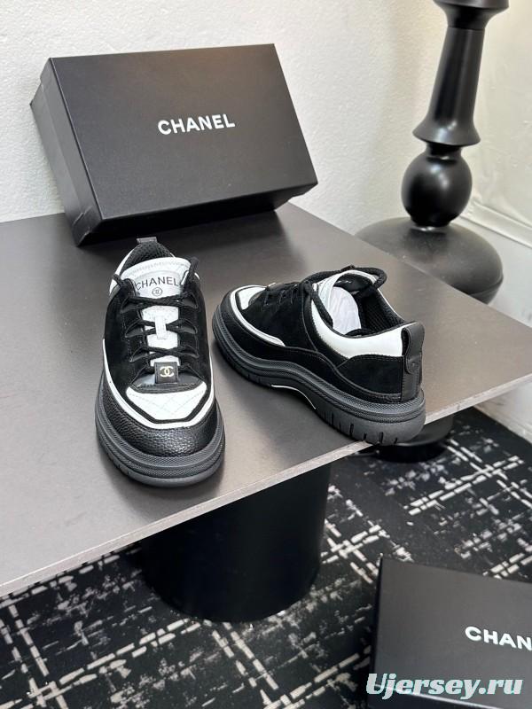 Chanel Spring/Summer 2025 Runway Thick Sole Sneakers - LY00320