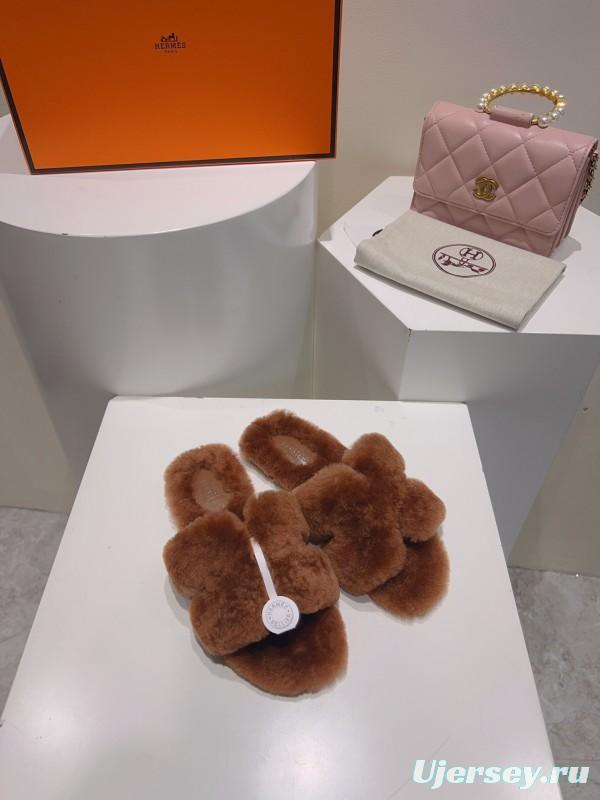 Hermès 2025 SS Love Fur Slippers Flat Sole Autumn Winter Style - LY00240