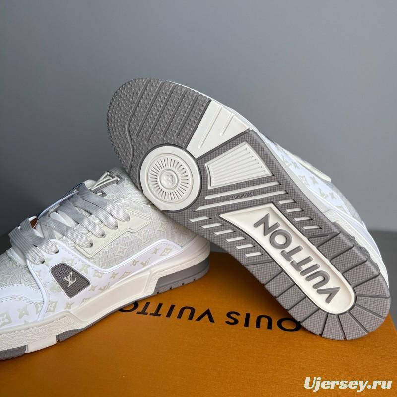 Louis Vuitton 2025 SS Replica Luxury Sneakers with Imported Calfskin and Signature Logo - YC