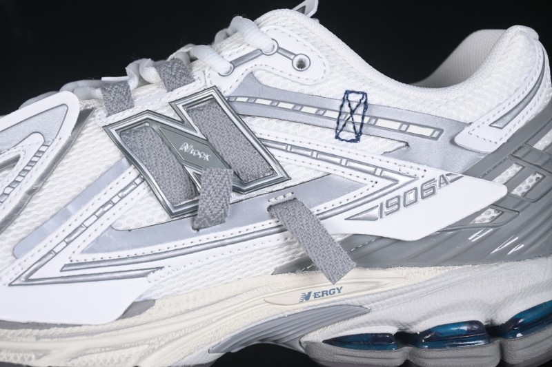 New Balance 1906 Retro Running Shoes with Lightweight Leather and Mesh Upper - U190643N