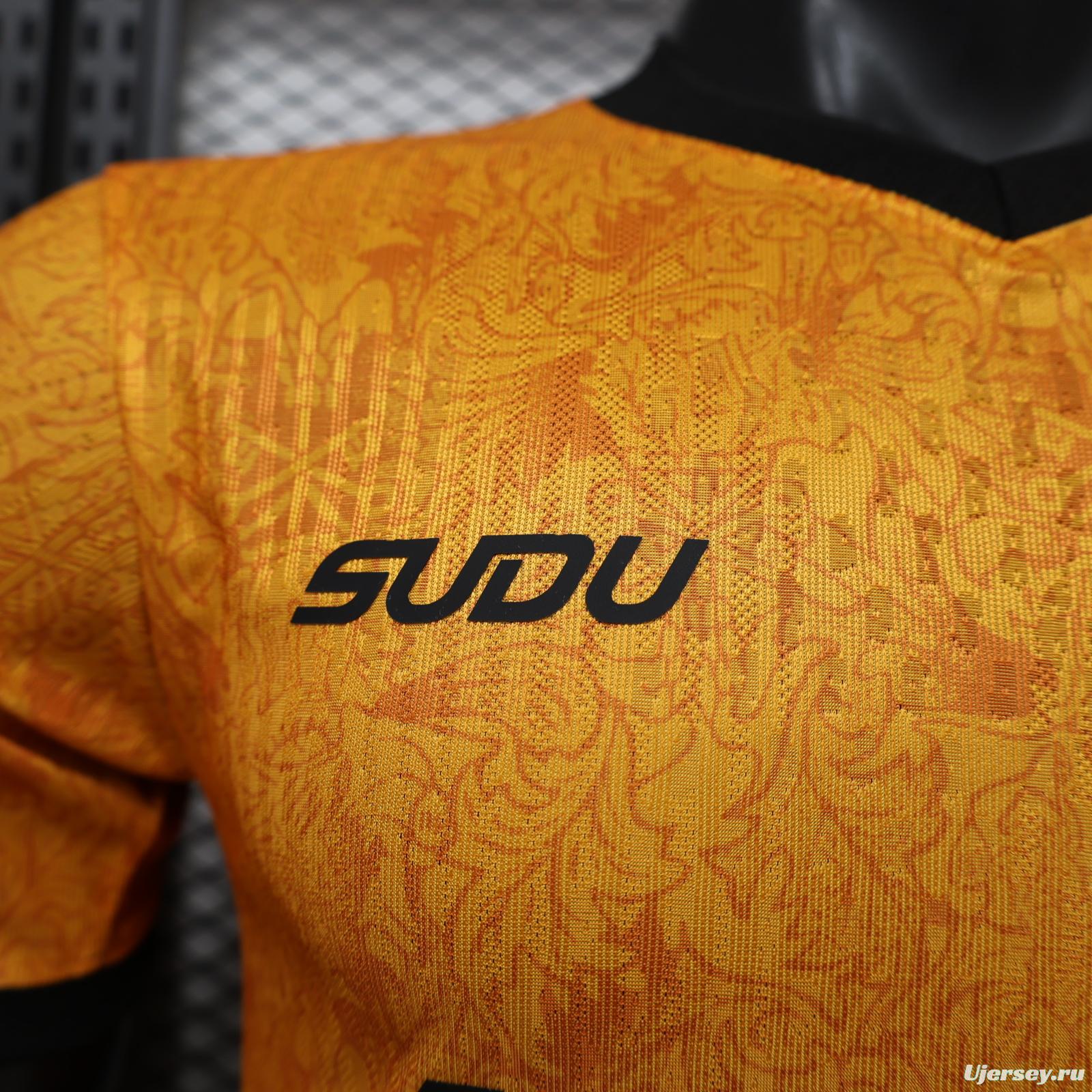 Player Version 26/27 Wolverhampton Wanderers Home Jersey