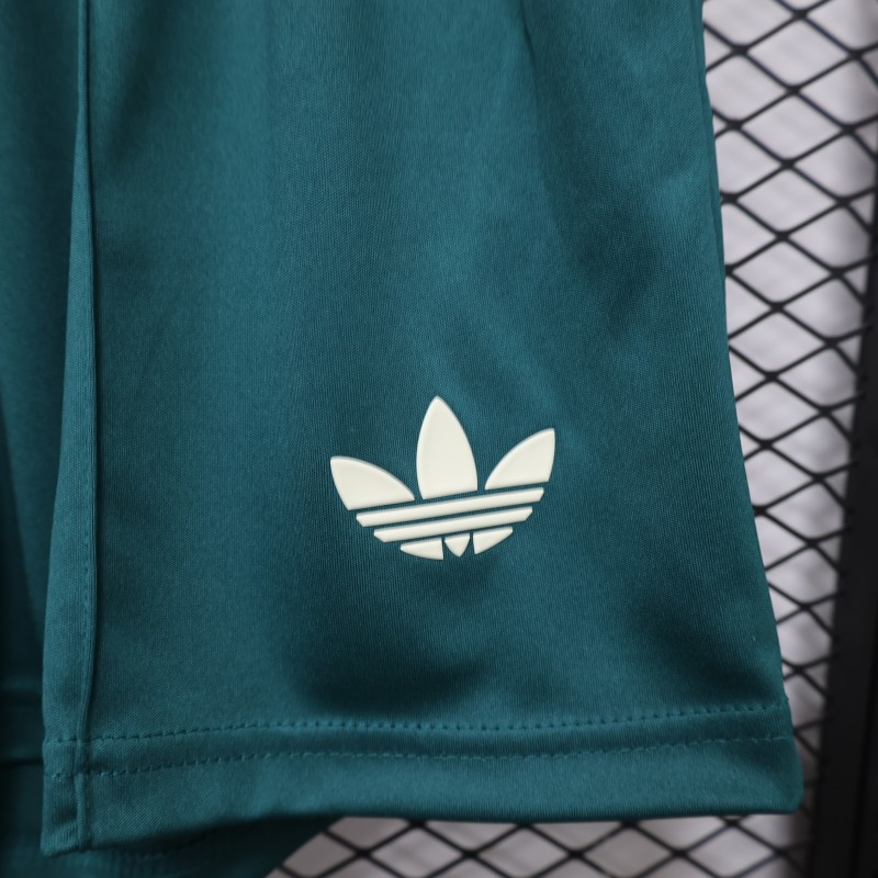 Player Version 26/27 Real Madrid Third Dark Green Shorts
