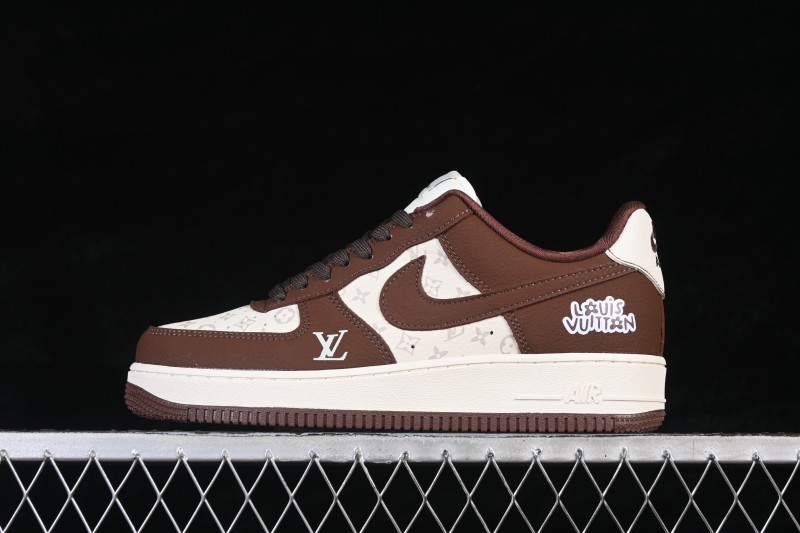 Nike Air Force 1 '07 Low Basketball Shoes with Brown Cheese Print Design - DF0188-127