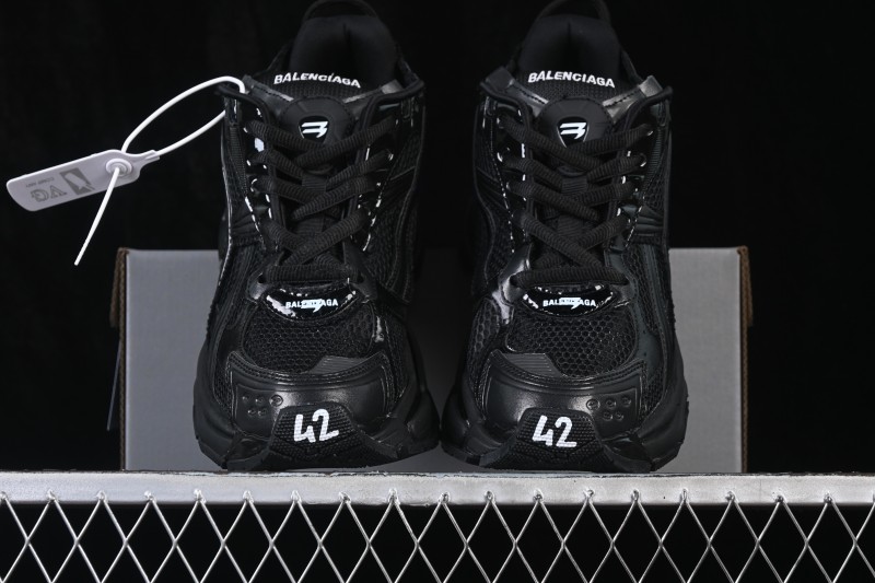 Balenciaga Runner LED Retro Running Shoes with Magnetic Charging - WRNLD1000