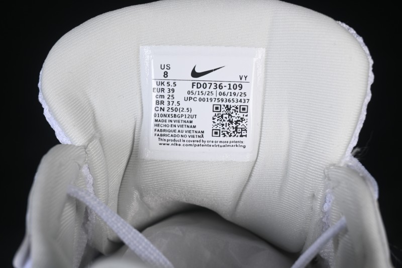 Nike V2K Run Retro Low-Top Running Shoes with Cushlon Foam Cushioning - FD0736-109