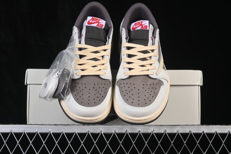 Nike Travis Scott x Air Jordan 1 Low OG Retro Basketball Shoes with Reverse Swoosh Design - DM7866-162