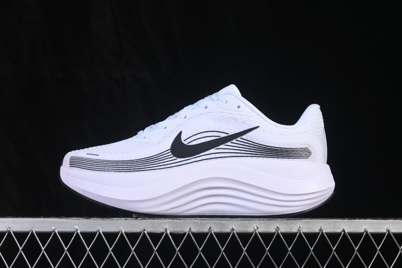 Nike Journey Run Low-Top Running Shoes with Cushioning, Anti-Slip and Wear-Resistant Design - FB7765-006