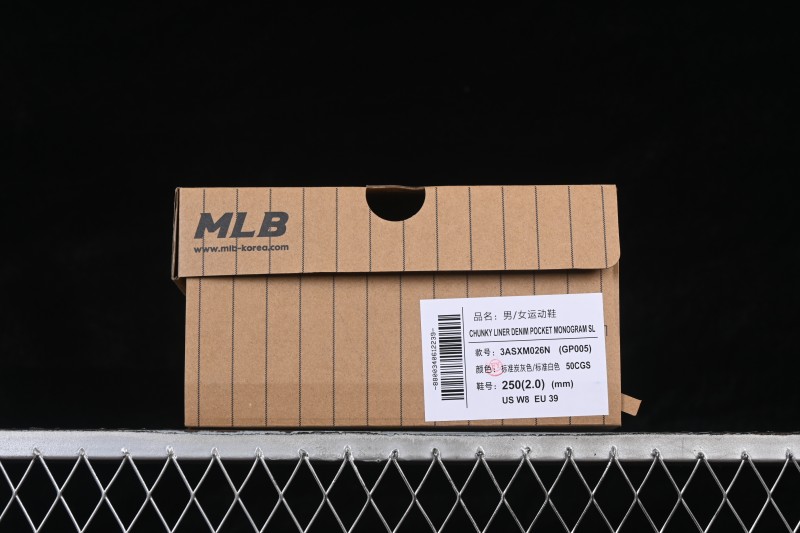 NEW YORK YANKEES Chunky Liner Pocket Monogram Thick-Soled Casual Running Shoes - 3ASXM026N50CGS