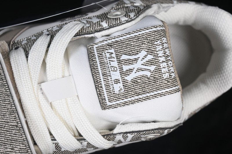 NY MLB Chunky Liner Pocket Monogram High-Top Casual Running Shoes with Elevated Sole - 3ASXM026N50BGS