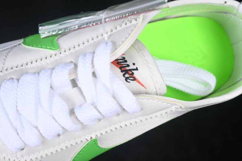 Nike Moon Shoe SP Retro Thin-Sole Low-Top Lifestyle Sneakers - II0407-102