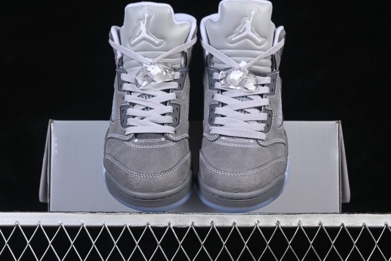 Nike Air Jordan 5 Retro Wolf Grey High-Top Basketball Shoes with Premium Leather Upper and Visible Air Cushioning - DD0587-002