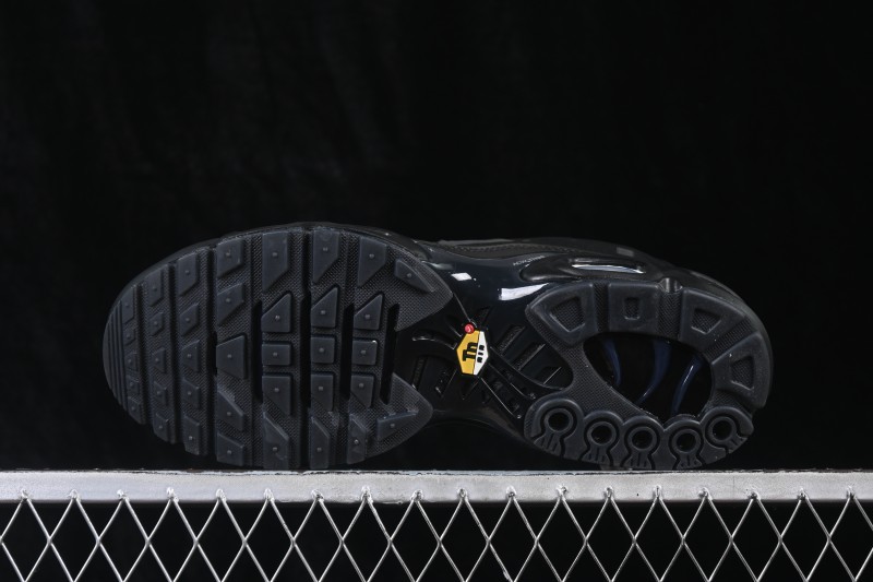 Nike ACW Air Max Plus Retro Running Shoes with Full-Grain Leather and Vapor Air Cushion - FD7855-001