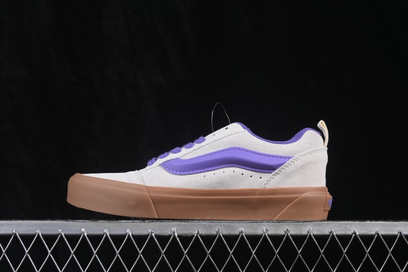 Vans Knu-Skool Low-Top Casual Skateboarding Shoes with Classic Jazz Stripes - VN000D6ZFTY