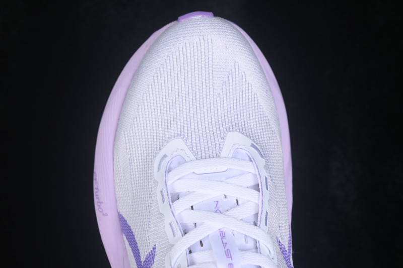 Asics Novablast 6 Retro Breathable Cushioned Running Shoes for Men - 1012C008-405