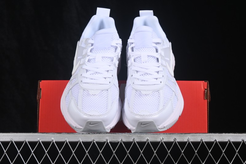 Nike V2K Run Retro Running Shoes with Cushlon Foam and Vintage Design - FD0736-113