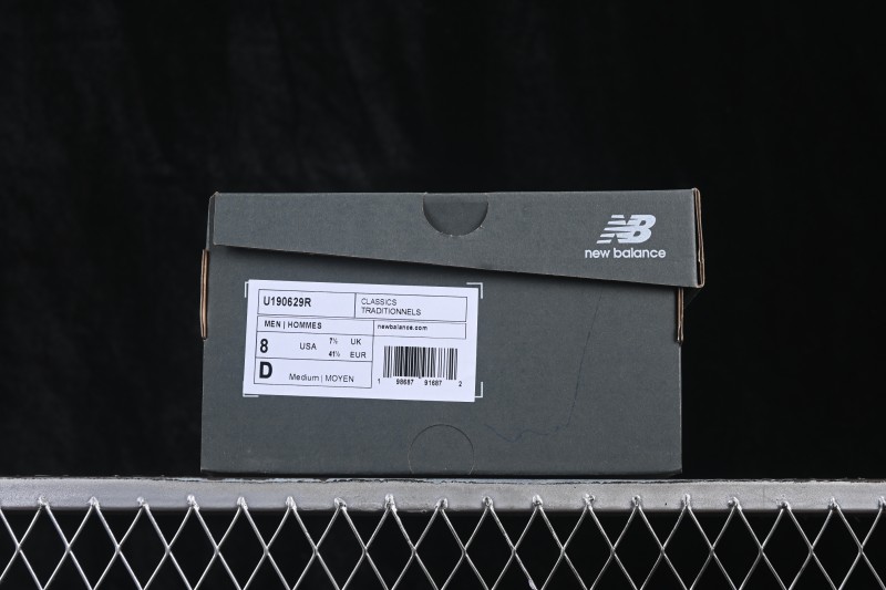 New Balance 1906 Retro Running Shoes with Lightweight Suede and Mesh Upper and T-Beam Arch Support - U190629R