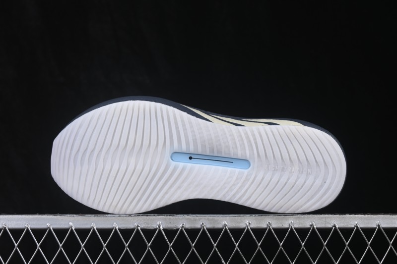 Adidas HyperBoost Edge M Breathable Cushioned Running Shoes - KI1936