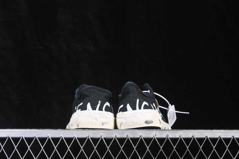 Balenciaga Paris Low Top Lace-Up Distressed Fashion Sneakers - W3RR51099