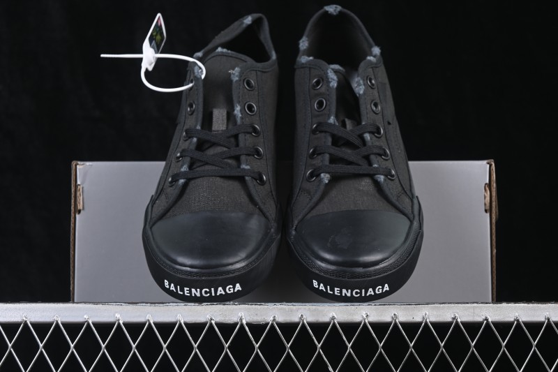 Balenciaga Paris Low Top Distressed Lace-Up Fashion Sneakers - W3RC11090