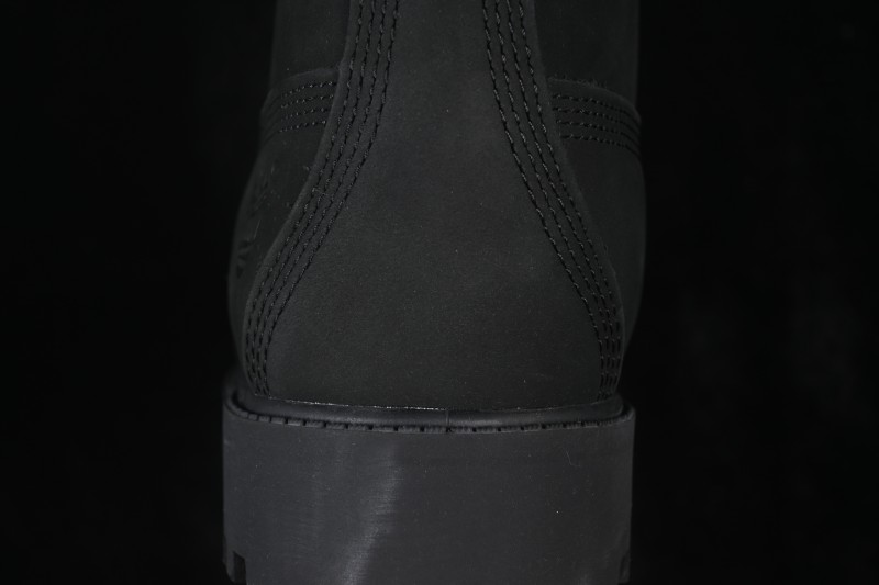 Timberland Classic Premium 6-Inch Waterproof Boots for Women and 7-Inch for Men - 08658A / 010073W