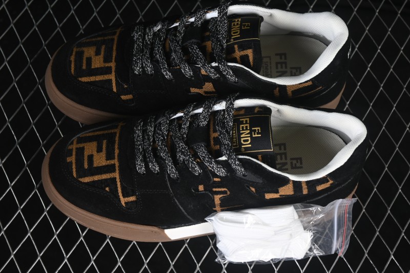 Fendi Match Round Toe Thick Sole Low-Top Casual Sneakers - AHH2F1FHS