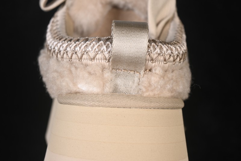UGG Slipper Evolution Comfortable Closed-Toe Slippers - 1191132 MNL