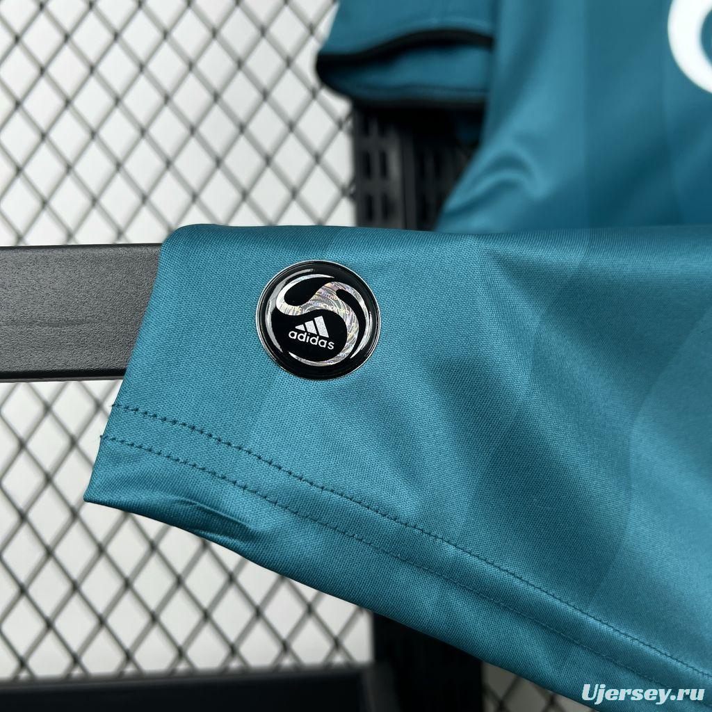 2008/09 Retro Liverpool Third Jersey