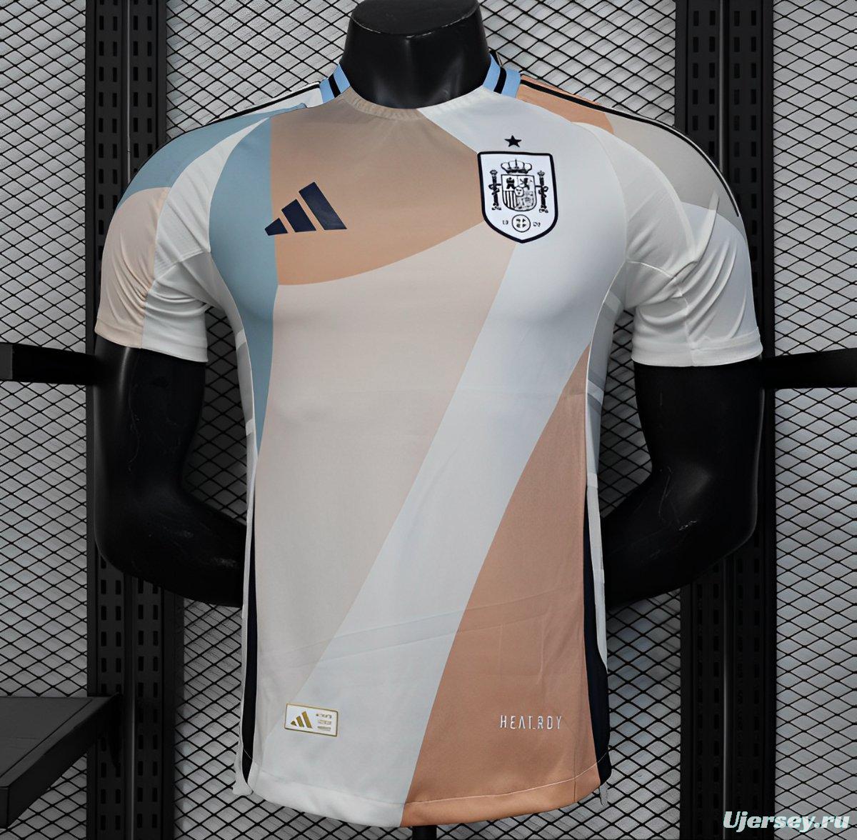 Player Version 2025 Spain Pre-Match White with Geometric Pattern Jersey