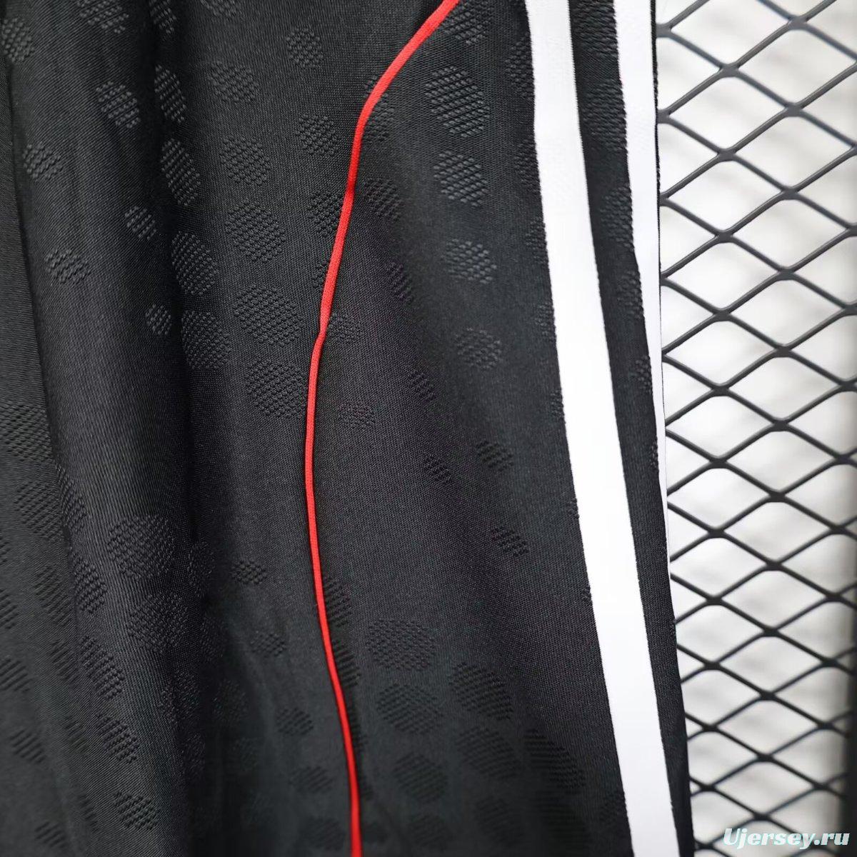 Player Version 25/26 Liverpool Away Shorts