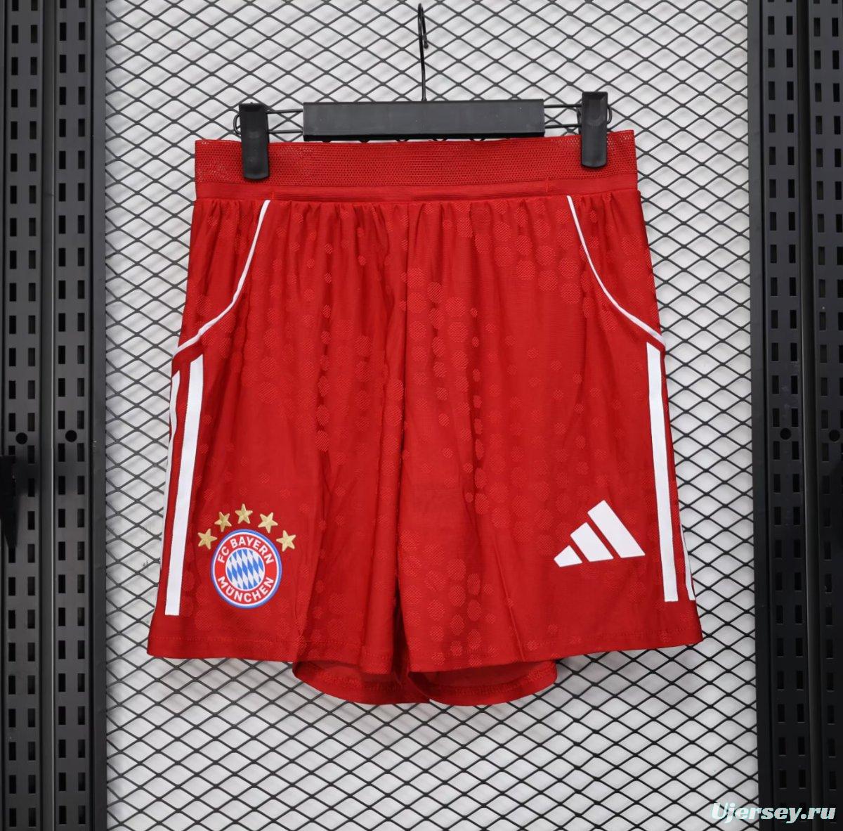 Player Version 25/26 Bayern Munich Home Shorts