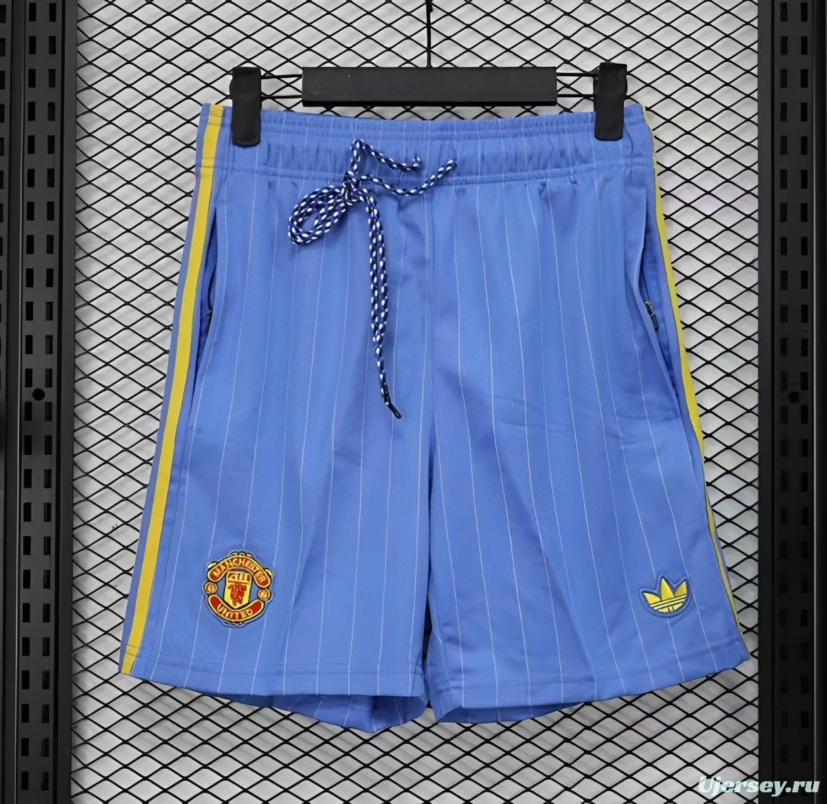 Retro Player Version  1990/91 Manchester United Third Sky Blue with Pinstripe Pattern Shorts