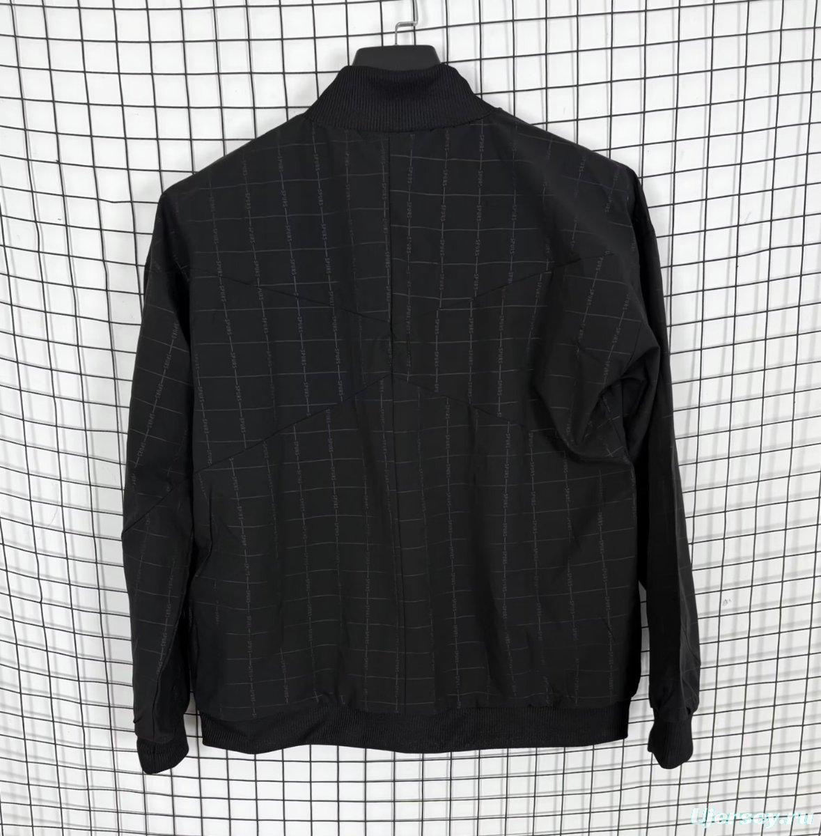 25/26 Tottenham Hotspur Black Grid Windbreaker
